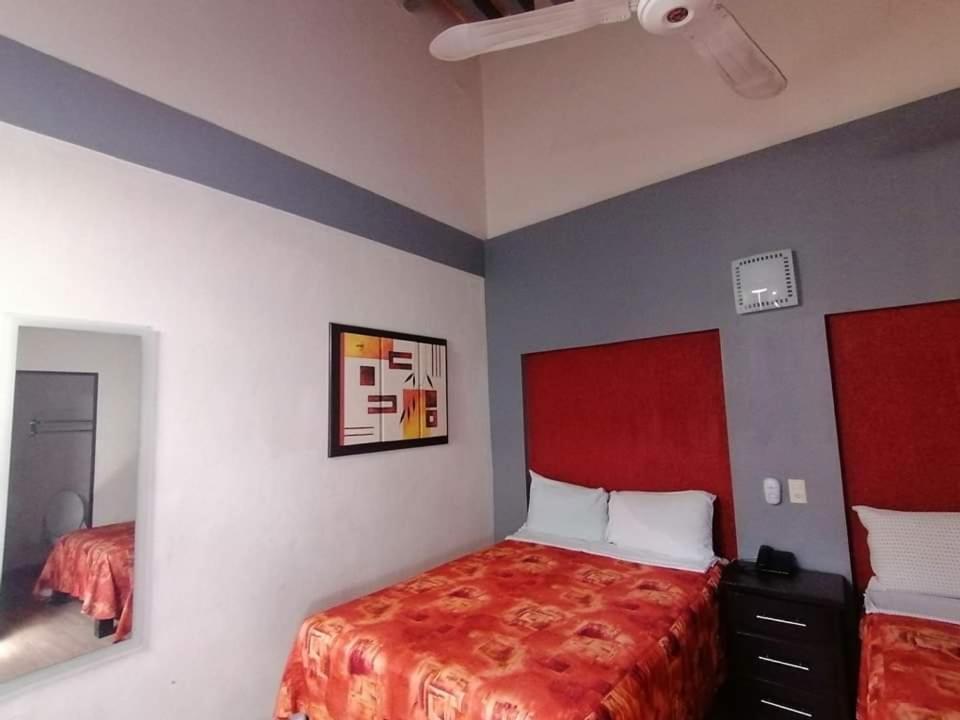 Hotel Ja Centro Guadalajara Bagian luar foto