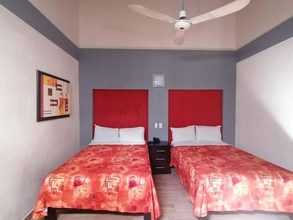Hotel Ja Centro Guadalajara Bagian luar foto